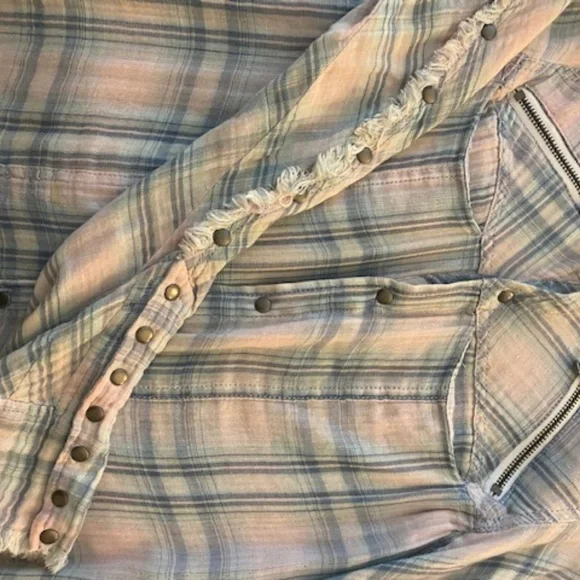 Hudson button down shirt - Picture 2 of 6